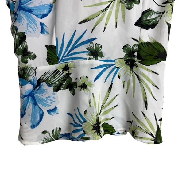 Banana Republic Tropical Floral Print Wrap Top Short Sleeve Size S Casual Ruffle - Picture 10 of 12